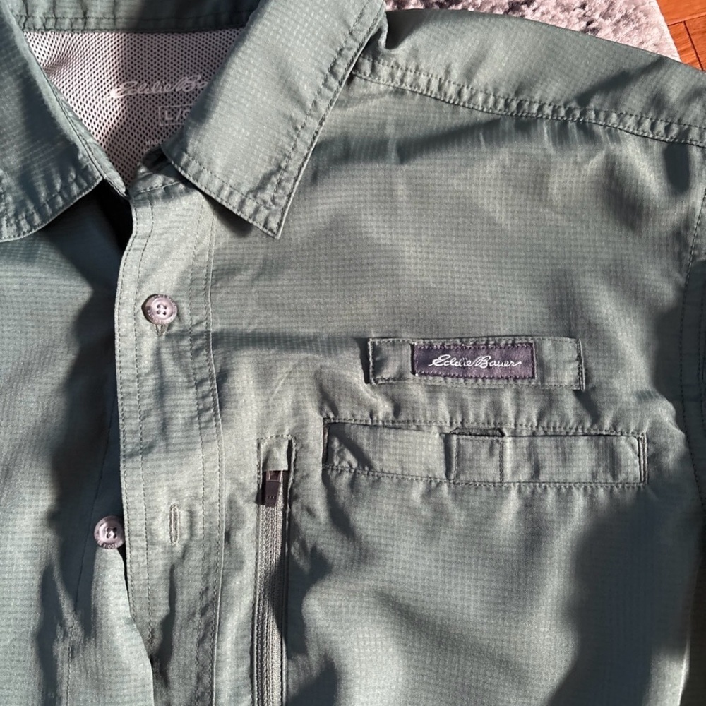 Eddie Bauer Green Casual Button Down Shirt - Picture 4 of 5